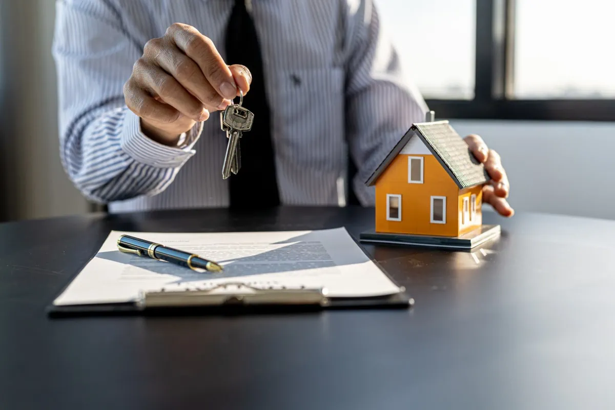 Lire la suite à propos de l’article SCPI vs Investissement Locatif : Guide Complet pour Choisir Votre Meilleur Investissement Immobilier